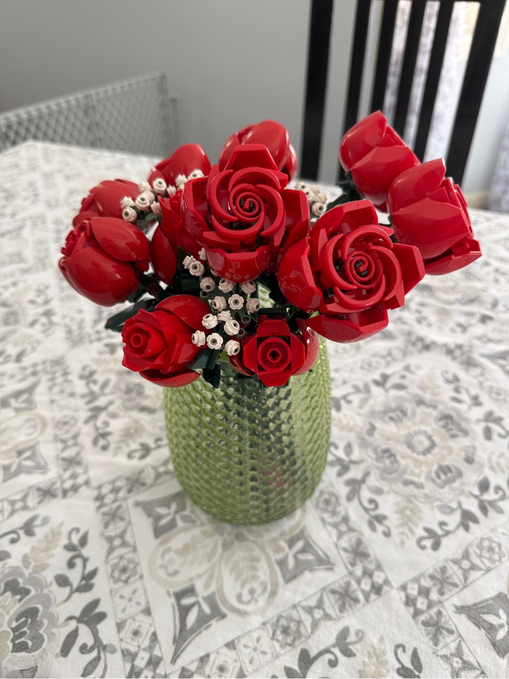 LEGO Bouquet of Roses set (pre-assembled)